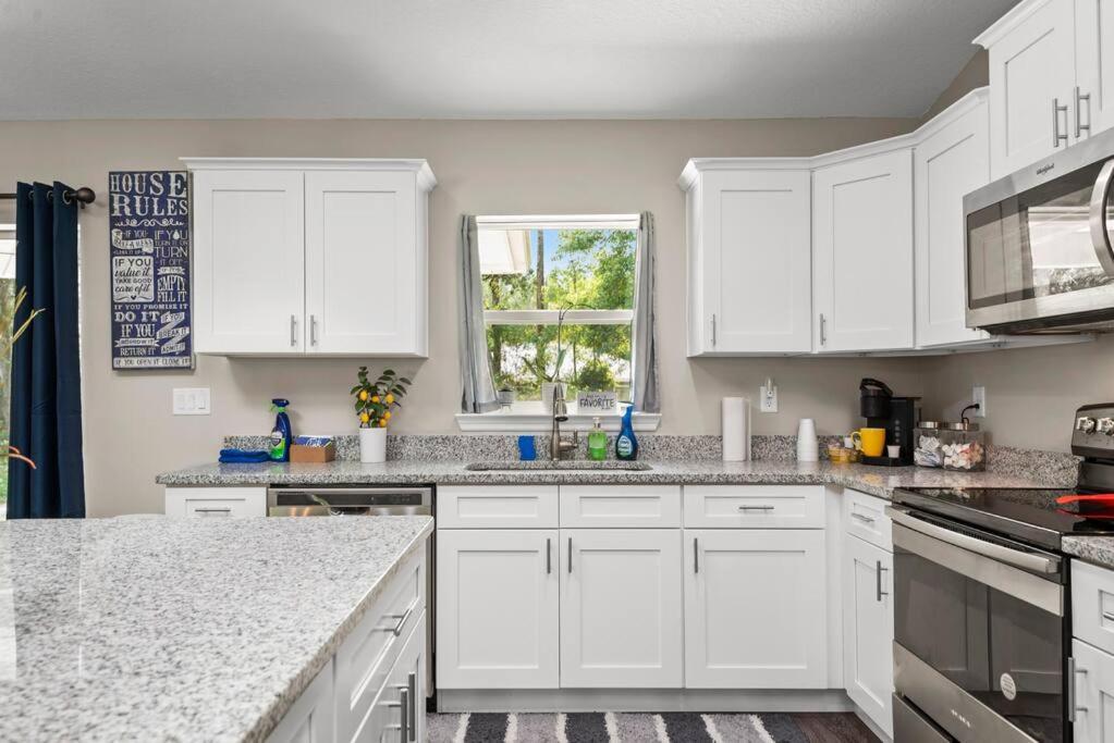 Pet-Friendly, Heated Pool, Close To Everything 3 Bedroom Home Dunnellon Buitenkant foto