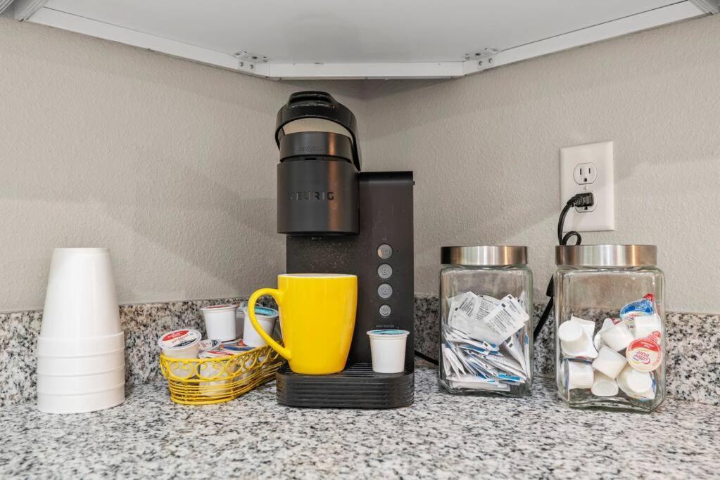 Pet-Friendly, Heated Pool, Close To Everything 3 Bedroom Home Dunnellon Buitenkant foto